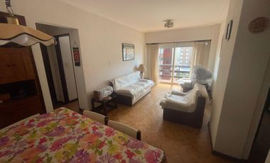 Edif. Sur XV piso 4 - 3 Ambientes con cochera - Miramar