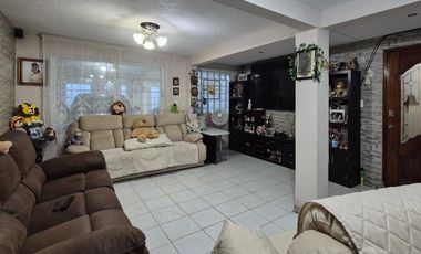 Casa en venta en Impulsora Nezahualcóyotl