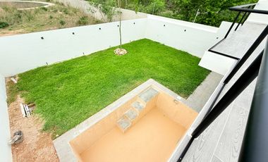 CASA EN VENTA MERIDA, SITPACH, PRIVADA CAMELIA, ENTREGA INMEDIATA.