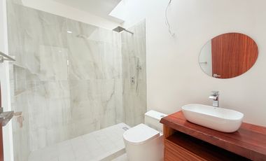 CASA EN VENTA MERIDA, SITPACH, PRIVADA CAMELIA, ENTREGA INMEDIATA.