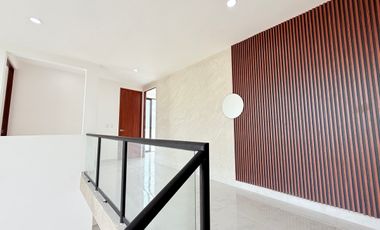 CASA EN VENTA MERIDA, SITPACH, PRIVADA CAMELIA, ENTREGA INMEDIATA.