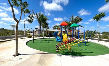 CASA EN VENTA MERIDA, SITPACH, PRIVADA CAMELIA, ENTREGA INMEDIATA.