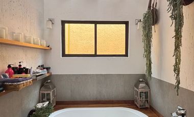 CASA CON JARDIN EN CONDOMINIO EN CUAJIMALPA CERCA DE SANTA FE