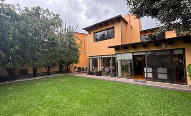 CASA CON JARDIN EN CONDOMINIO EN CUAJIMALPA CERCA DE SANTA FE
