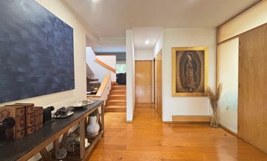 CASA CON JARDIN EN CONDOMINIO EN CUAJIMALPA CERCA DE SANTA FE