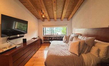 CASA CON JARDIN EN CONDOMINIO EN CUAJIMALPA CERCA DE SANTA FE