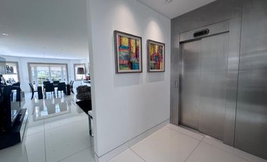 Casa en Venta en Bosques de las Lomas Residencial Las Villas (m2c425)