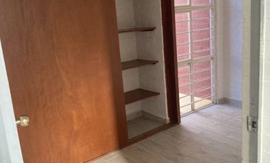 CASA TRIPLEX en VENTA en COYOACÁN