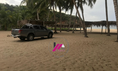 TERRENO FRENTE A PLAYA MAJAGUAS PEÑA BLANCA