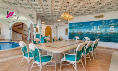 CASA LOS RISCOS PENINSULA DE SANTIAGO