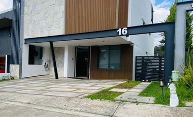 Casa en venta en Los Robles Residencial Coto Bonsai