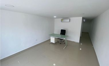 SE ARRIENDA LOCAL COMERCIAL DE 40 M2 SOBRE LA AV DEL LIBERTADOR