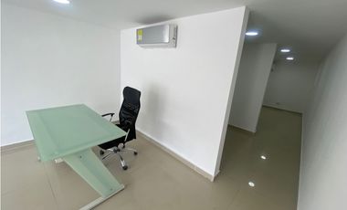 SE ARRIENDA LOCAL COMERCIAL DE 40 M2 SOBRE LA AV DEL LIBERTADOR