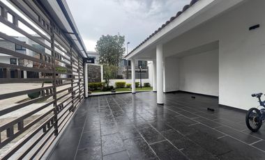 Casa de una planta en Venta en Bugambilias segunda sección, Zapopan