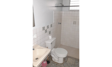 Casa En Alquiler En Chanis Frente Al Parque