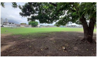 Casa En Alquiler En Chanis Frente Al Parque