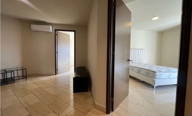 Apartamento en Costa del Este Alquiler Full Amoblado