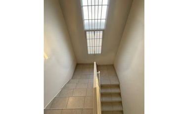 PLAYA DORADA / VISTA AL MAR / 5 HABITACIONES / 2 NIVELES JC