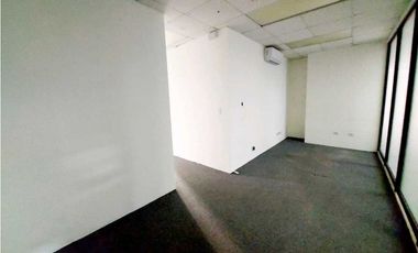 VENTA OFICINA 73.50M2 EN LA TUMBA MUERTO EN EL PH CENTURY TOWER