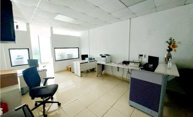 VEBTA OFICINA 46.65M2 EN LA TUMBA MUERTO EN EL PH CENTURY TOWER