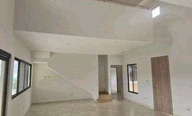 EN VENTA CASA CAMPESTRE BOQUETE