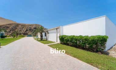 LINDA CASA DE PLAYA EN PRIMERA FILA EN CERRO COLORADO KM 128