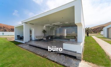 LINDA CASA DE PLAYA EN PRIMERA FILA EN CERRO COLORADO KM 128