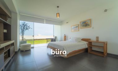 LINDA CASA DE PLAYA EN PRIMERA FILA EN CERRO COLORADO KM 128