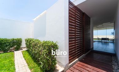 LINDA CASA DE PLAYA EN PRIMERA FILA EN CERRO COLORADO KM 128