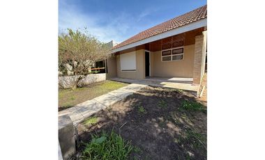 MOGOTES; CHALET A ESTRENAR EN MUY BUENA UBICACION.-