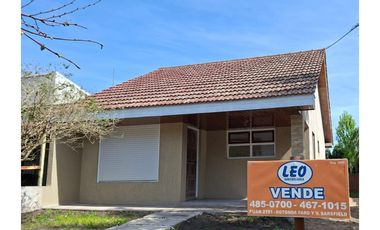 MOGOTES; CHALET A ESTRENAR EN MUY BUENA UBICACION.-