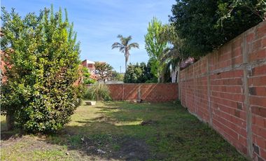 MOGOTES; CHALET A ESTRENAR EN MUY BUENA UBICACION.-