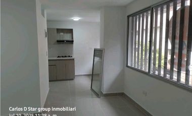 Apartaestudio Prado Centro, excelente ubicación, al frente de la clini