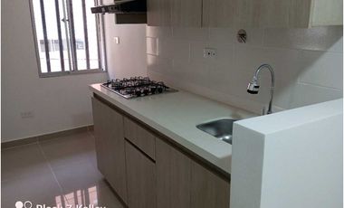 Apartaestudio Prado Centro, excelente ubicación, al frente de la clini