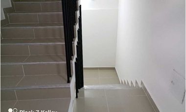 Apartaestudio Prado Centro, excelente ubicación, al frente de la clini