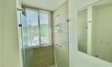 VENTA DE APARTAMENTO 4 HABITACIONES CON VISTA AL MAR PLAYA SALGUERO