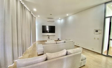 VENTA DE APARTAMENTO 4 HABITACIONES CON VISTA AL MAR PLAYA SALGUERO