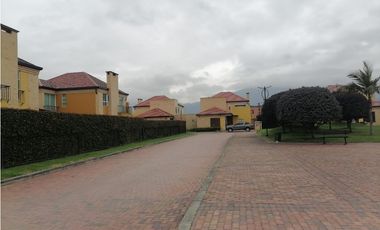 CASA CLUB DEL COMERCIO ZIPAQUIR