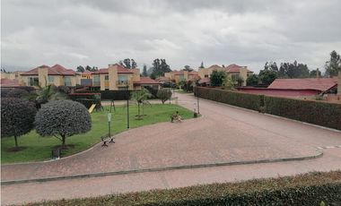 CASA CLUB DEL COMERCIO ZIPAQUIR