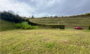 EN VENTA – LOTE CON VISTA PANORMICA CERCA AL AEROPUERTO JMC