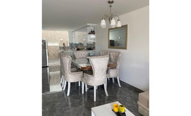 SE VENDE CASA EN UNIDAD CERRADA EN LA CEJA