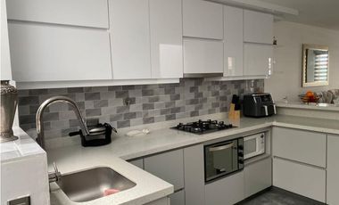 SE VENDE CASA EN UNIDAD CERRADA EN LA CEJA