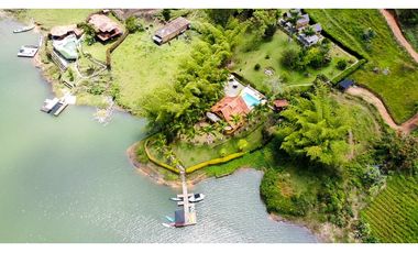 Venta de Complejo Turístico con 3 Lotes - El Peñol, Vereda Marial