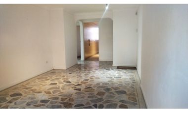 Venta Apartamento En Laureles, Medellín