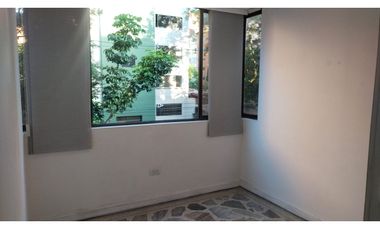 Venta Apartamento En Laureles, Medellín