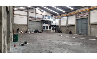 Bodega en Arriendo – Soacha | sobre via principal