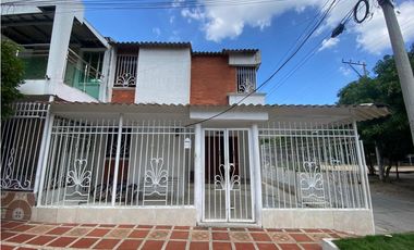 Casa En Venta - Altos De Los Robles Soledad