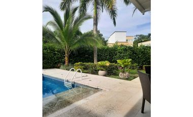 ESPECTACULAR CASA CAMPESTRE EN VENTA EN CONDOMINIO LA PRADERA RESTREPO