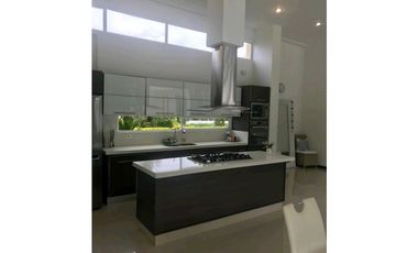 ESPECTACULAR CASA CAMPESTRE EN VENTA EN CONDOMINIO LA PRADERA RESTREPO