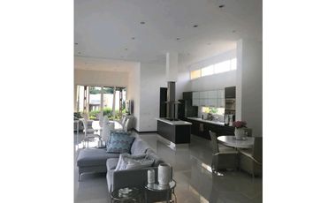 ESPECTACULAR CASA CAMPESTRE EN VENTA EN CONDOMINIO LA PRADERA RESTREPO